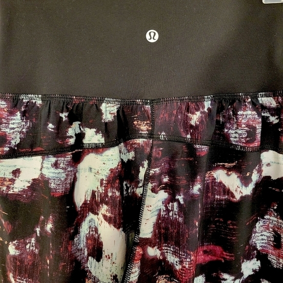 Lululemon Tranquil Kara Blossom Multi/Black High Waisted Crop Pants - Picture 6 of 7